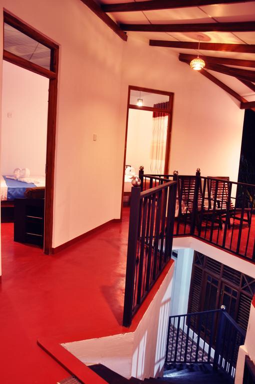 Coconut Garden House Hotel Udawalawe Exterior photo